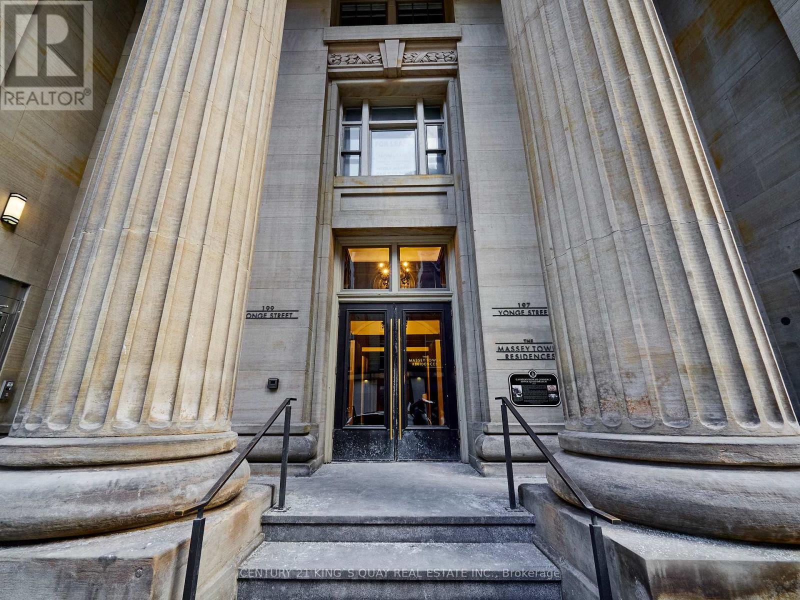 2903 - 197 Yonge Street, Toronto, Ontario  M5B 1M4 - Photo 2 - C12482095
