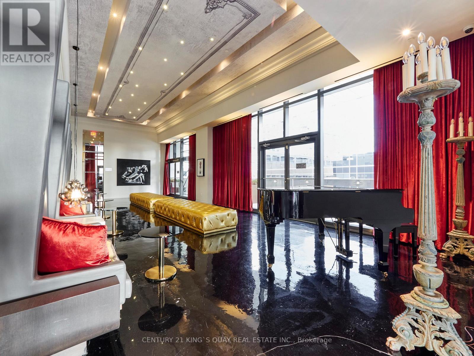 2903 - 197 Yonge Street, Toronto, Ontario  M5B 1M4 - Photo 4 - C12482095