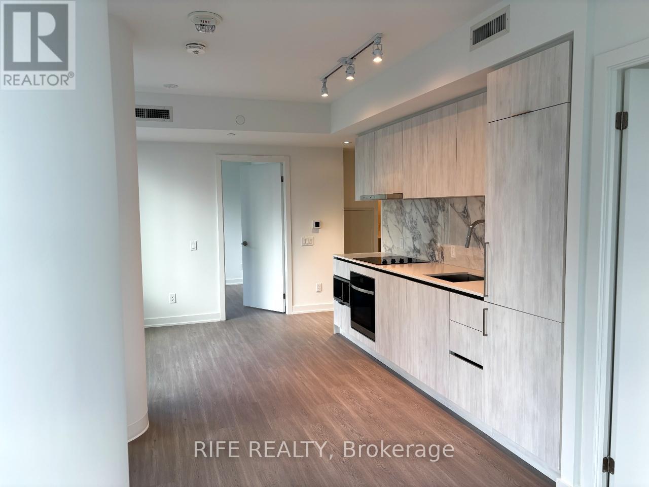 2316 - 8 Wellesley Street W, Toronto (Bay Street Corridor), Ontario  M4Y 1E7 - Photo 10 - C12482100