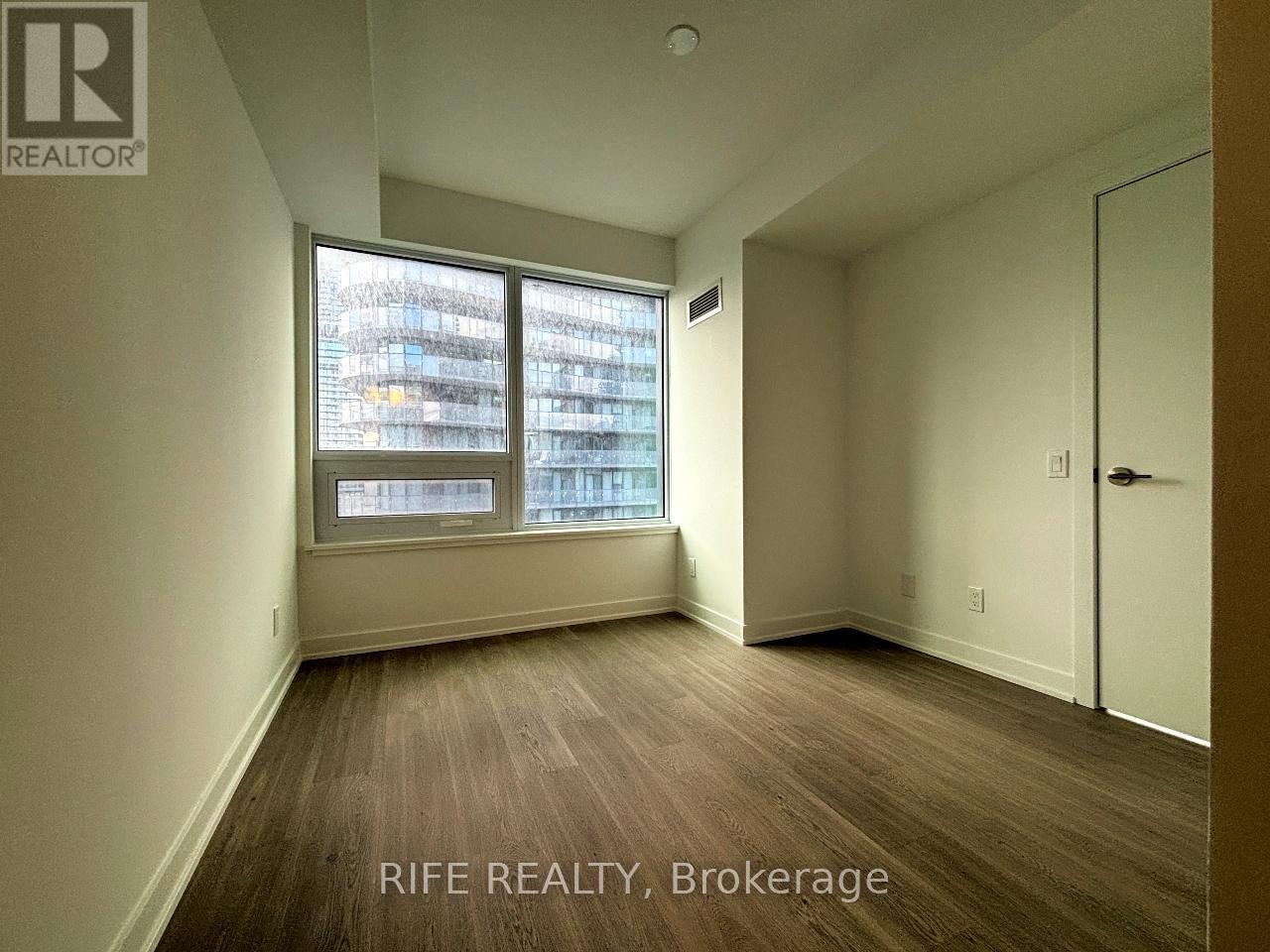 2316 - 8 Wellesley Street W, Toronto (Bay Street Corridor), Ontario  M4Y 1E7 - Photo 12 - C12482100