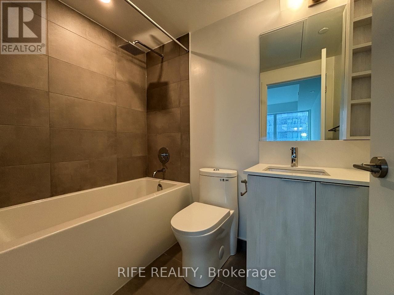 2316 - 8 Wellesley Street W, Toronto (Bay Street Corridor), Ontario  M4Y 1E7 - Photo 14 - C12482100