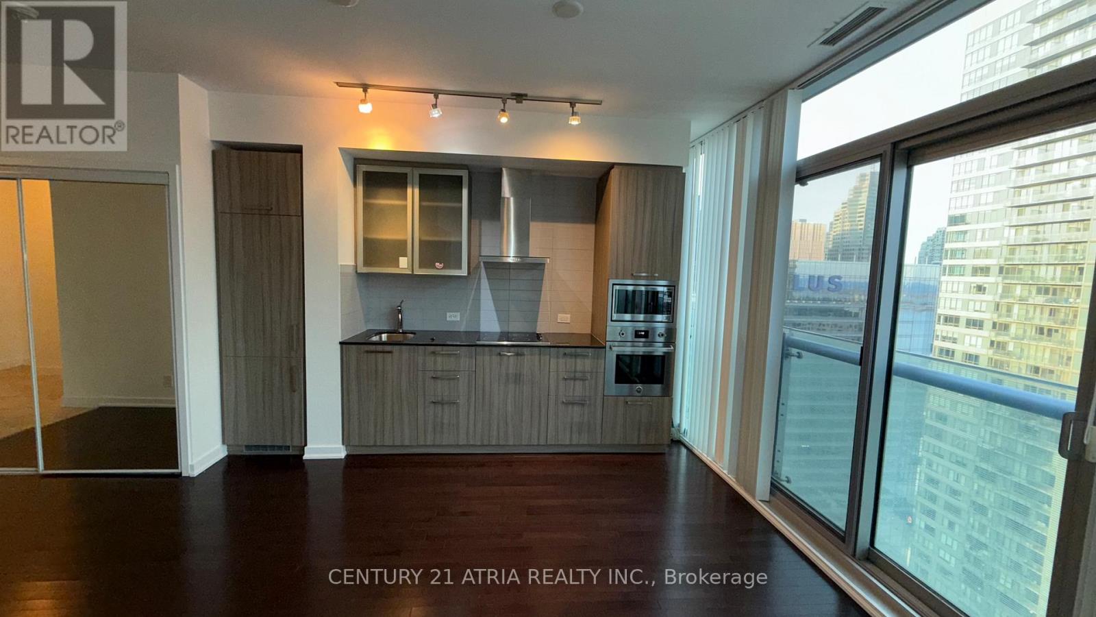 4012 - 14 York Street, Toronto (Waterfront Communities), Ontario  M5J 0B1 - Photo 3 - C12482109