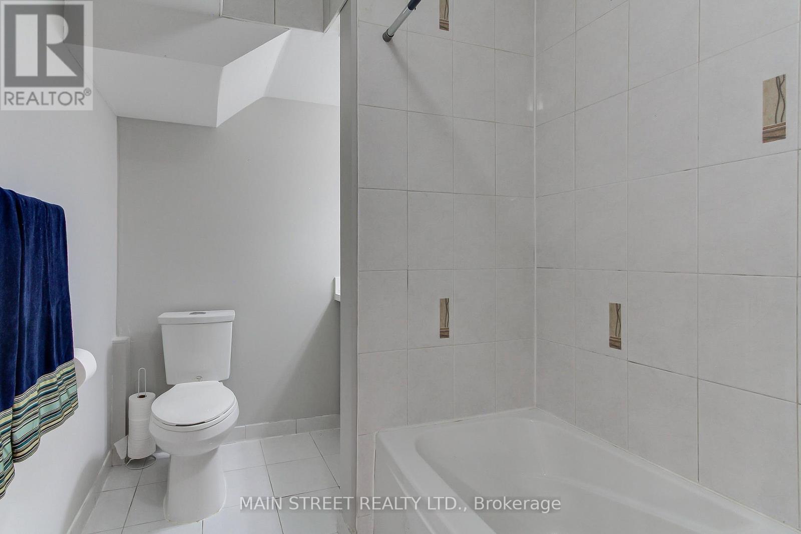 30 Conover Avenue, Aurora, Ontario  L4G 0A3 - Photo 35 - N12482106