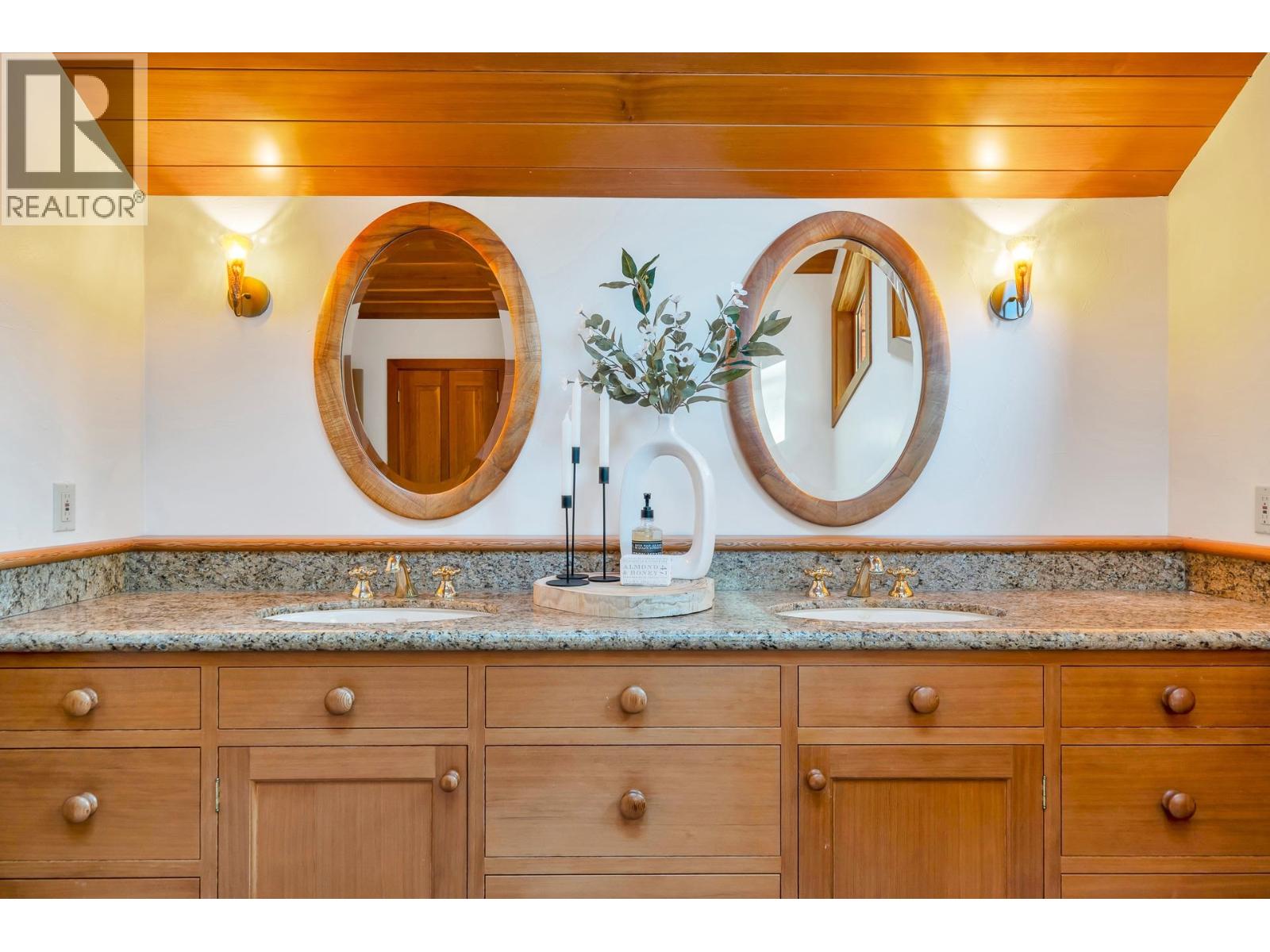 4969 Horstman Lane, Whistler, British Columbia  V0N 1B4 - Photo 19 - R3061847