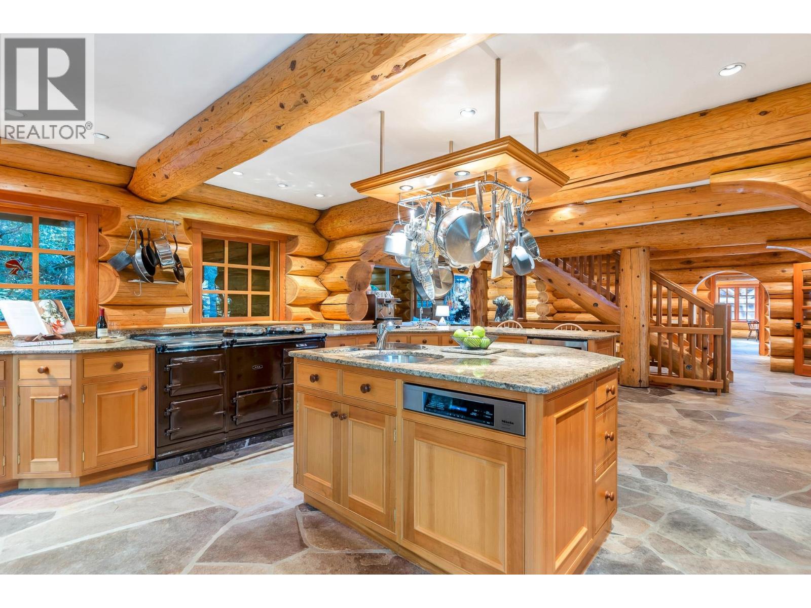 4969 Horstman Lane, Whistler, British Columbia  V0N 1B4 - Photo 10 - R3061847