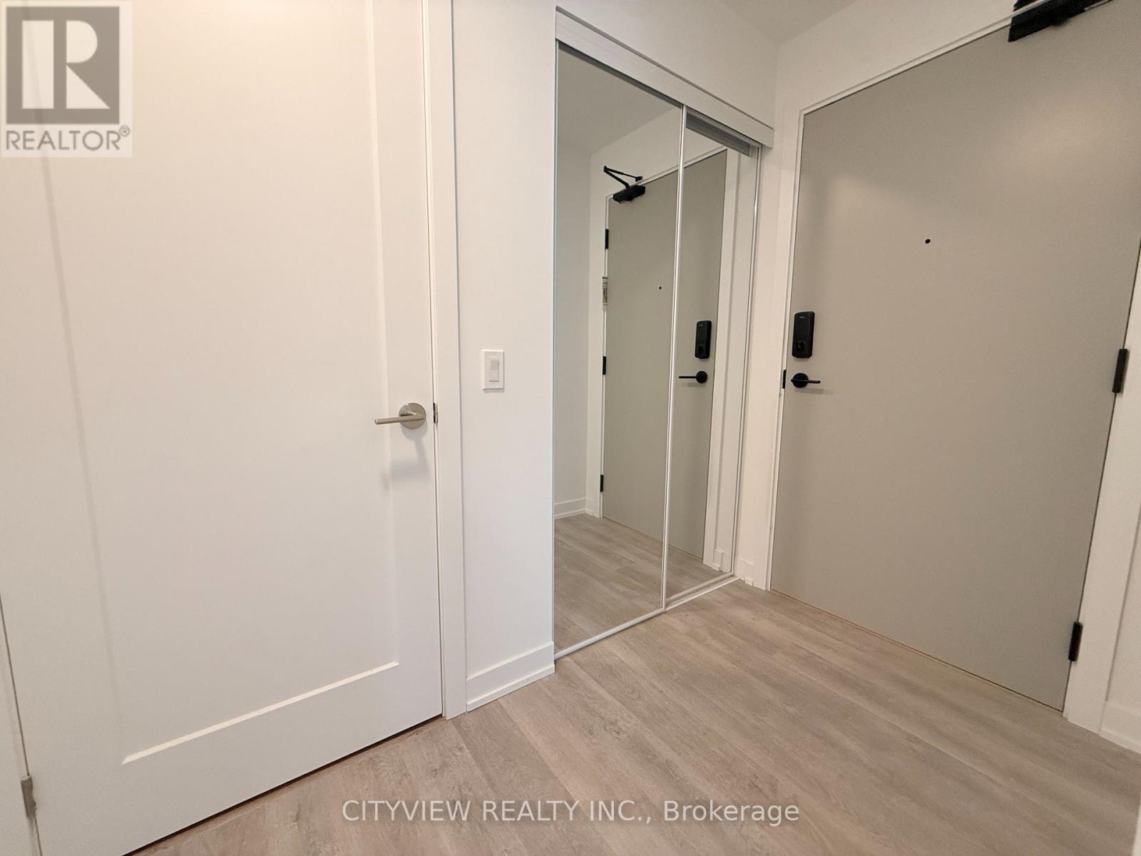 3005 - 1505 Hurontario Street, Mississauga, Ontario  L4Z 0C9 - Photo 6 - W12482115