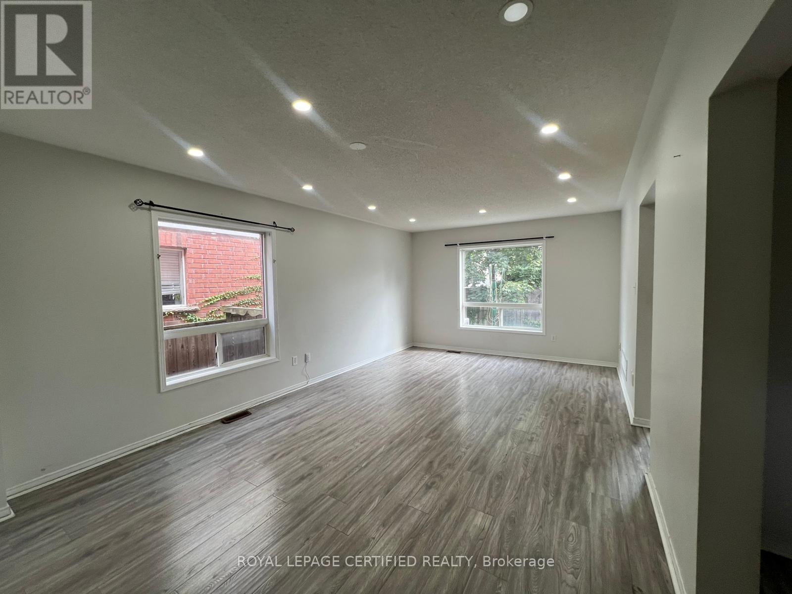5 Gabrielle Drive, Brampton, Ontario  L7A 2A3 - Photo 4 - W12481705