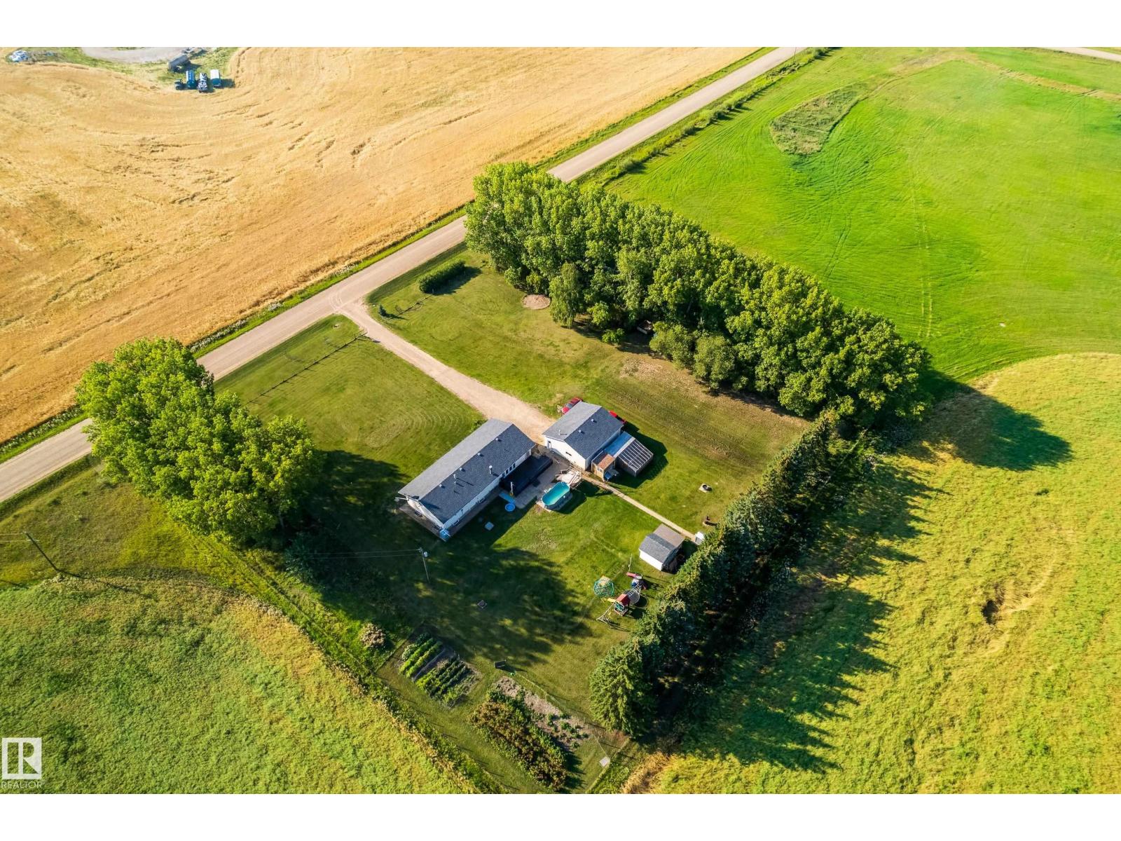 57127 Range Road 251, Rural Sturgeon County, Alberta  T0G 1L1 - Photo 2 - E4455228