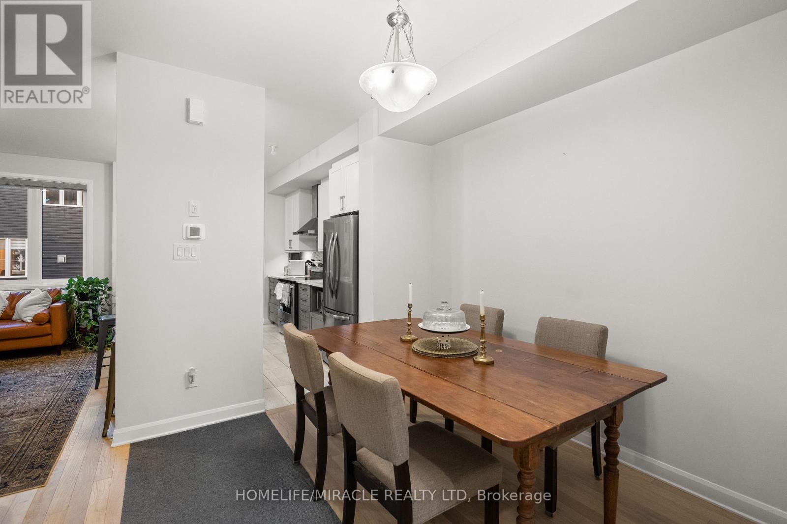 307 Blossom Pass Terrace, Ottawa, Ontario  K4A 5P1 - Photo 5 - X12482088