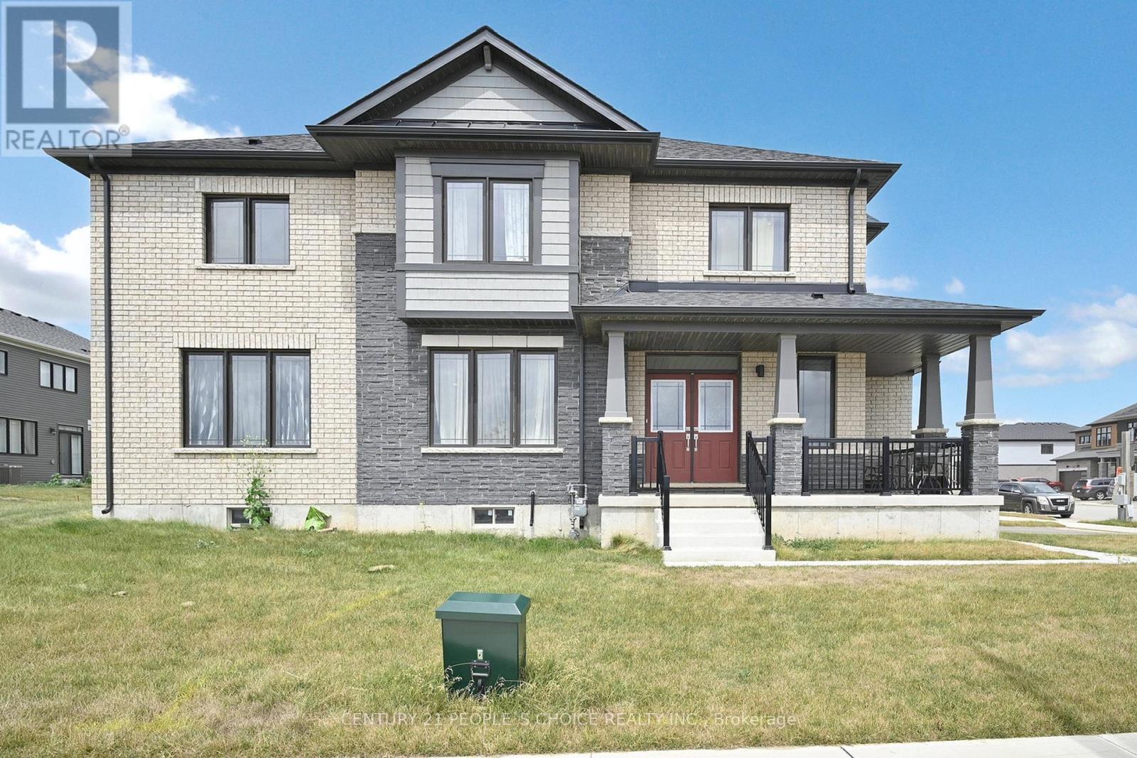 38 Stanley Avenue N, Haldimand, Ontario  N3W 0G8 - Photo 8 - X12482102