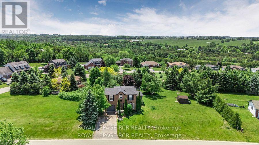 18 PETER STREET, Amaranth, Ontario