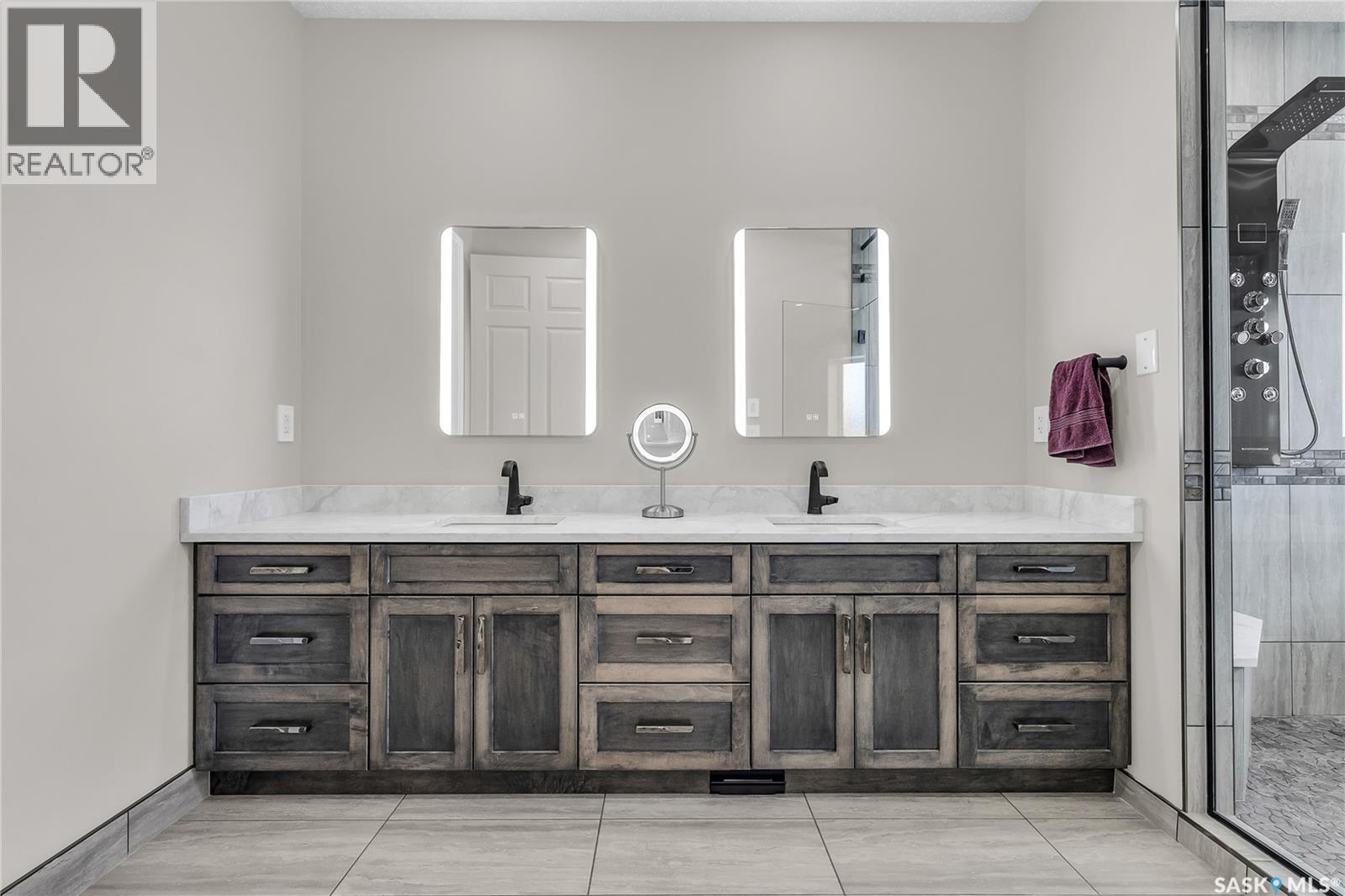 1 Loewen Court, Warman, Saskatchewan  S0K 1A0 - Photo 31 - SK021402