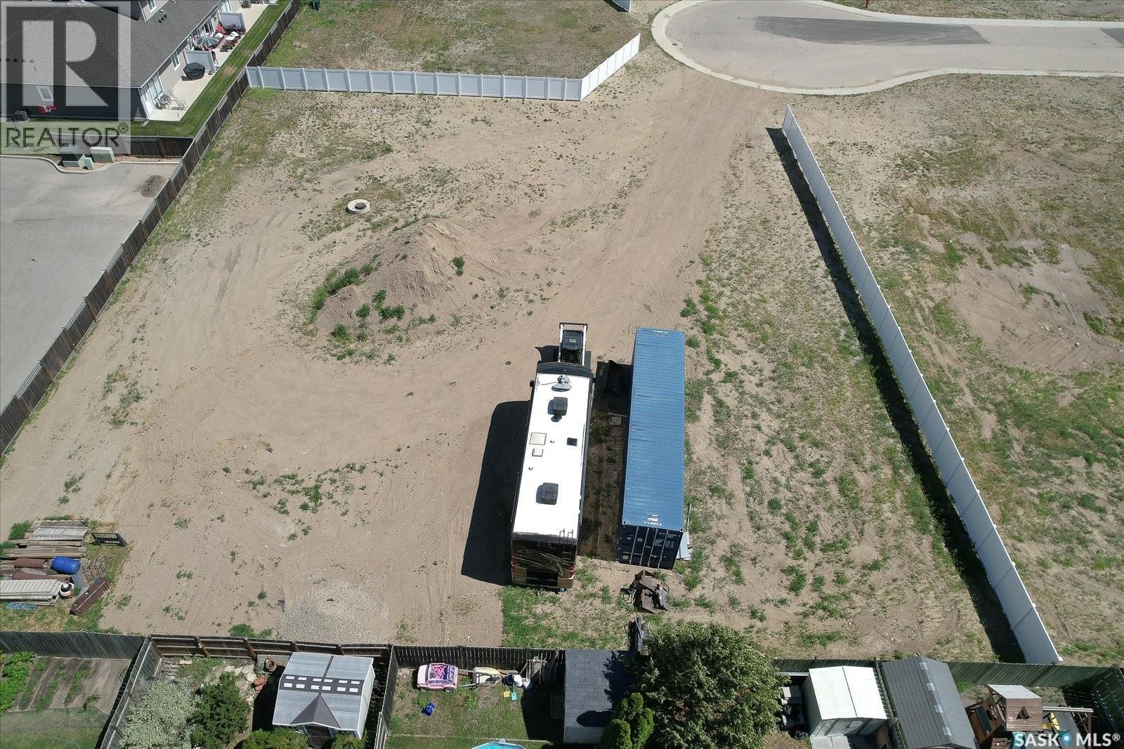 9 Loewen Court, Warman, Saskatchewan  S0K 1A0 - Photo 5 - SK021403