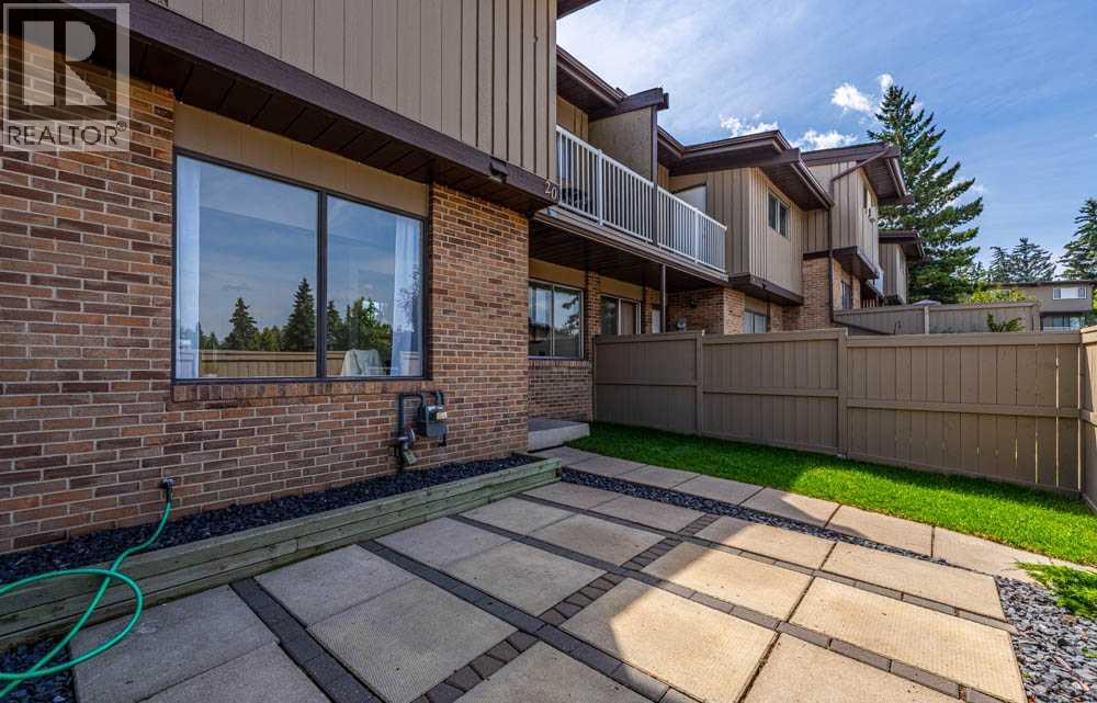 20, 1055 72 Avenue Nw, Calgary, Alberta  T2K 5S4 - Photo 5 - A2264926