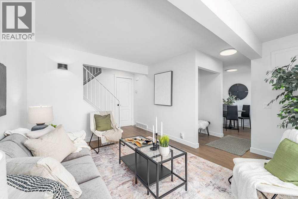 20, 1055 72 Avenue Nw, Calgary, Alberta  T2K 5S4 - Photo 1 - A2264926