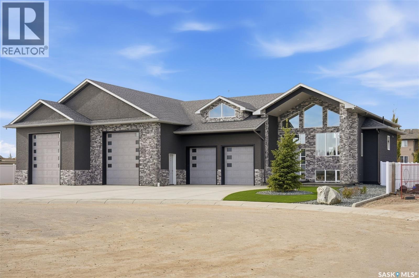 8 Loewen Court, Warman, Saskatchewan  S0K 1A0 - Photo 50 - SK021404