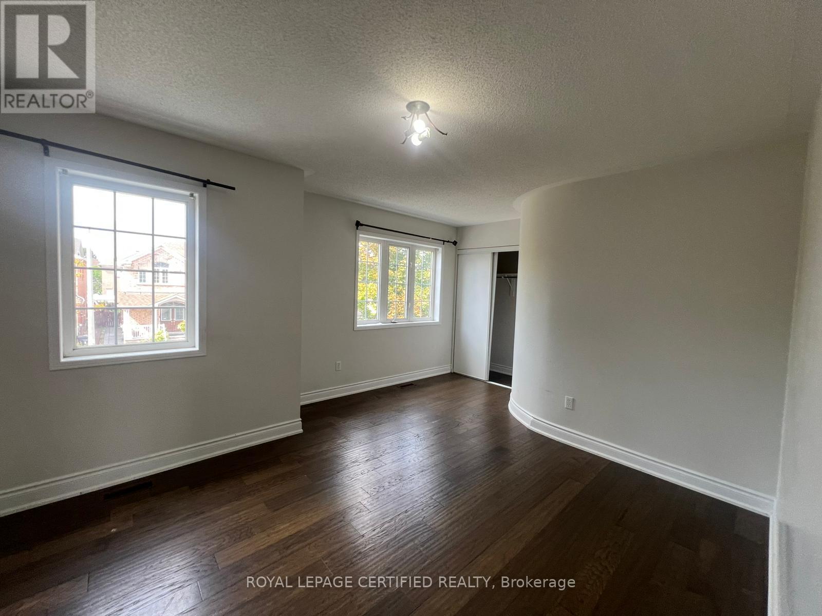 5 Gabrielle Drive, Brampton, Ontario  L7A 2A3 - Photo 11 - W12481705