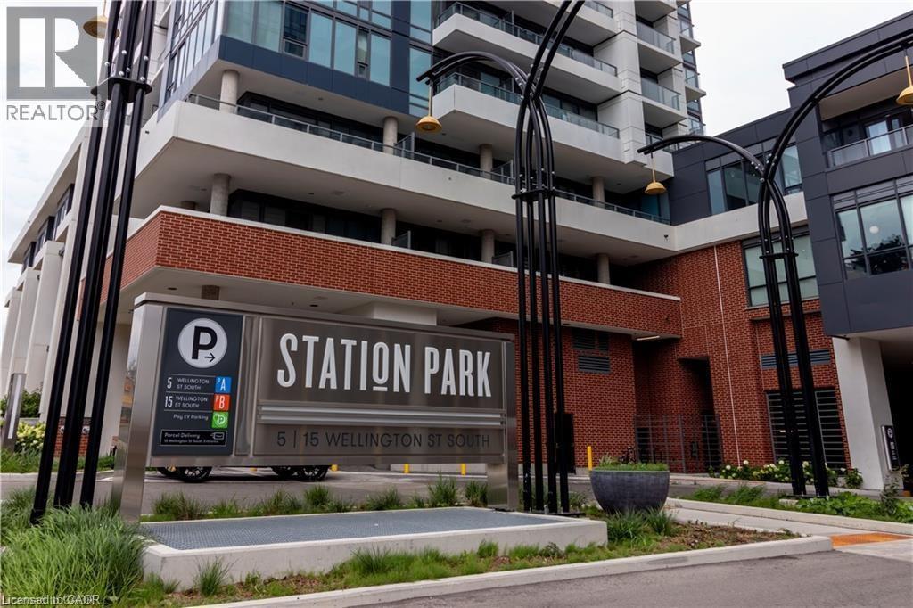 5 WELLINGTON Street Unit# 808, kitchener, Ontario