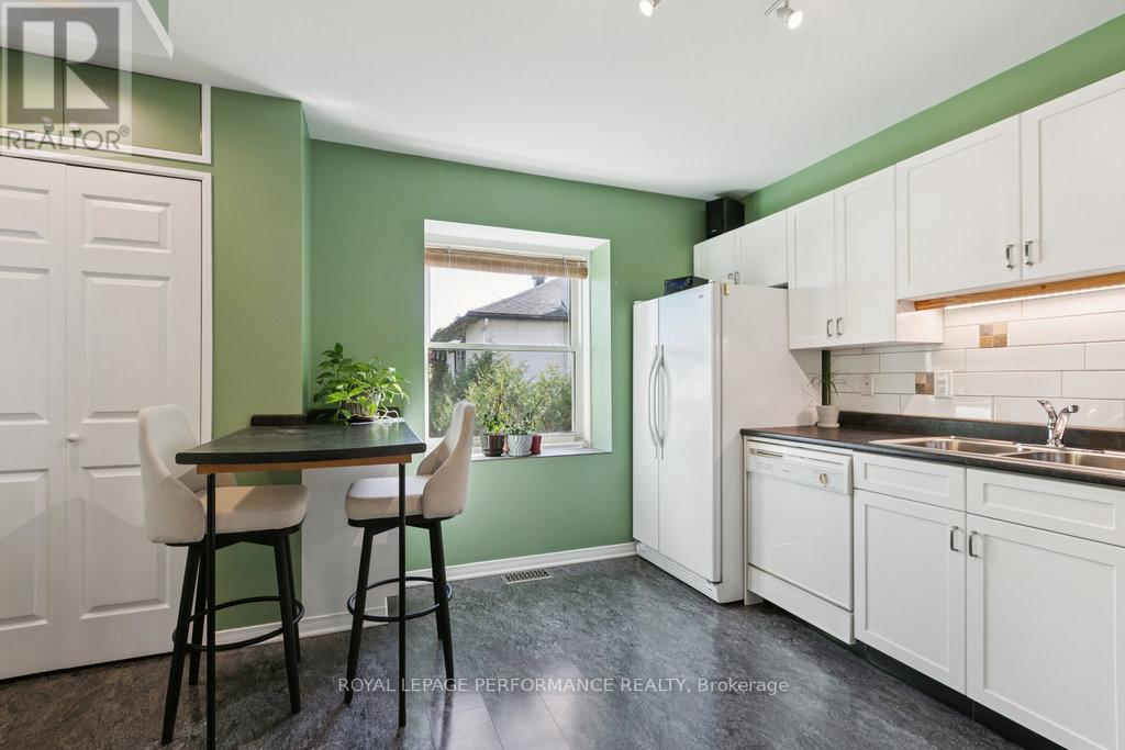 560 Thomson Street, Ottawa, Ontario  K1K 2J8 - Photo 18 - X12482157