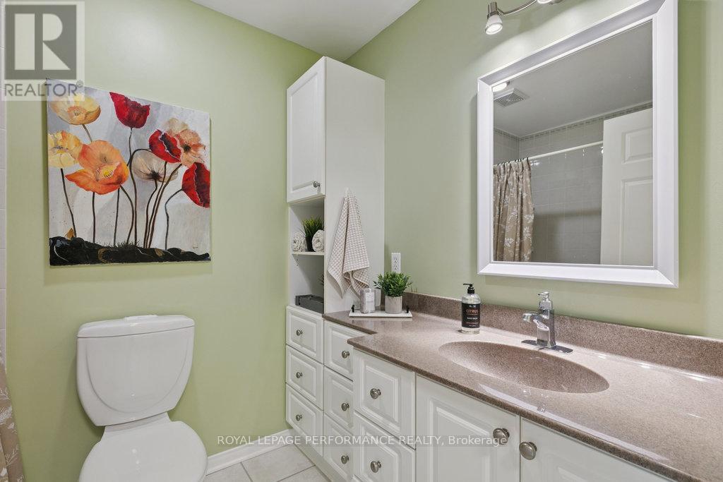 560 Thomson Street, Ottawa, Ontario  K1K 2J8 - Photo 27 - X12482157