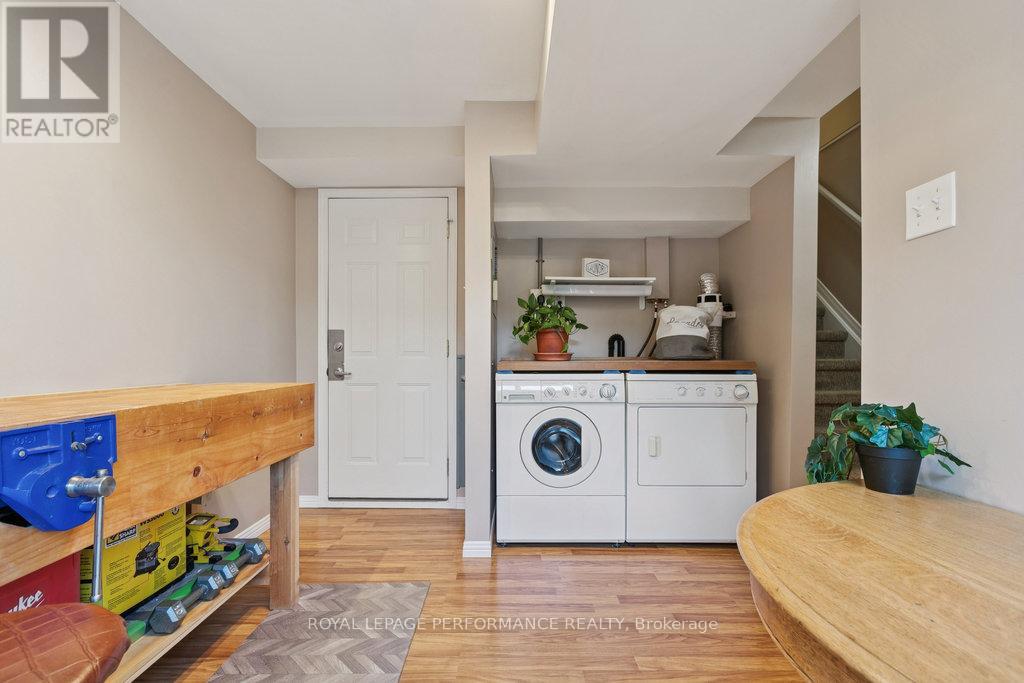560 Thomson Street, Ottawa, Ontario  K1K 2J8 - Photo 31 - X12482157