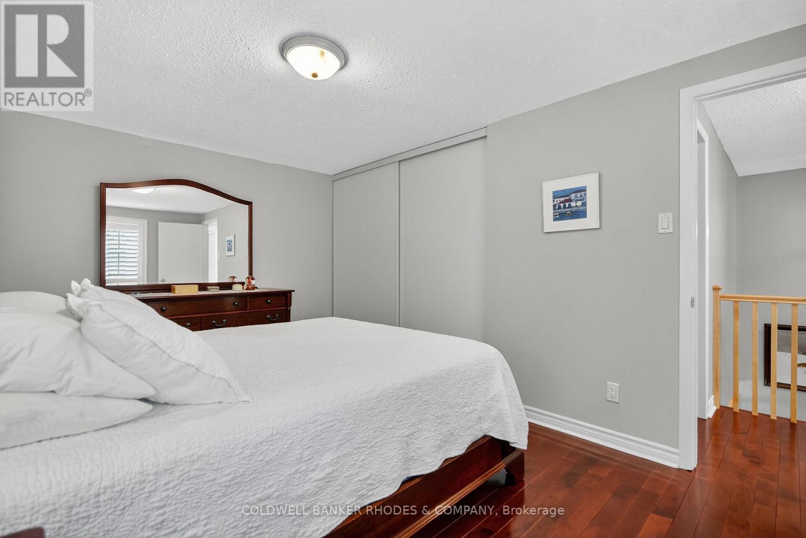 22 - 8 Confederation Private, Ottawa, Ontario  K1V 9W6 - Photo 26 - X12482163