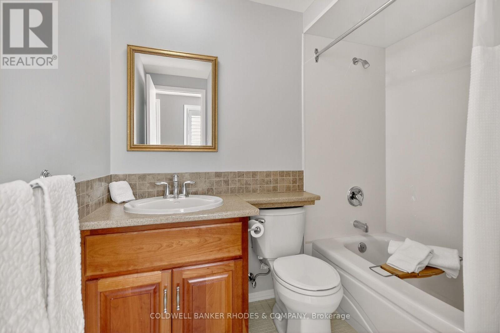 22 - 8 Confederation Private, Ottawa, Ontario  K1V 9W6 - Photo 27 - X12482163