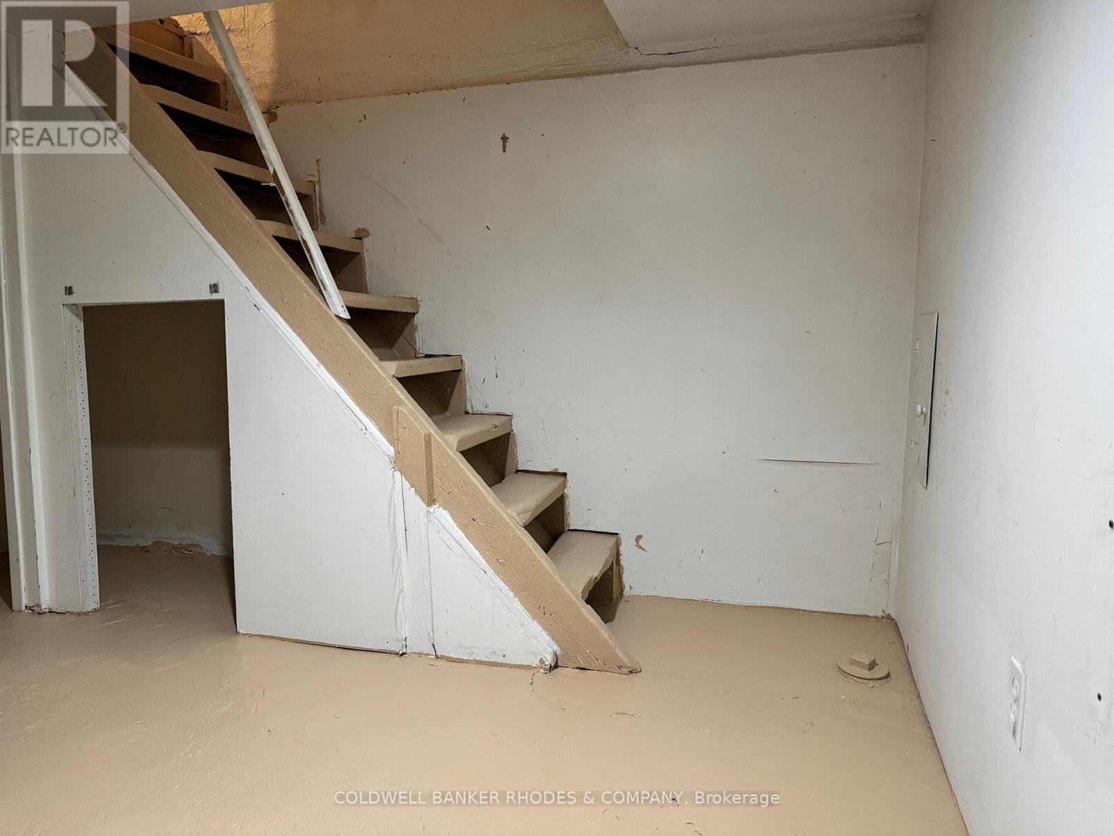 129 Elm Street, Ottawa, Ontario  K1R 6N4 - Photo 29 - X12430299
