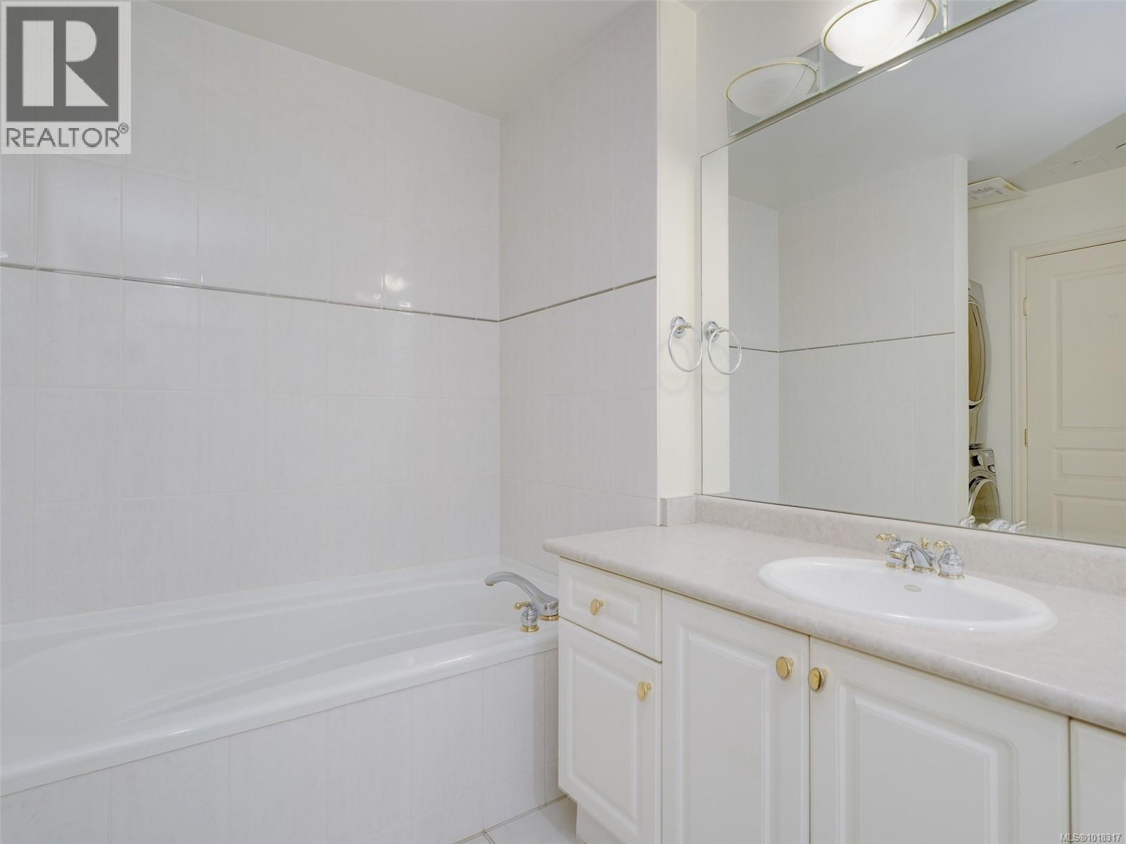 14 21 Dallas Rd, Victoria, British Columbia  V9A 4Z9 - Photo 36 - 1018317