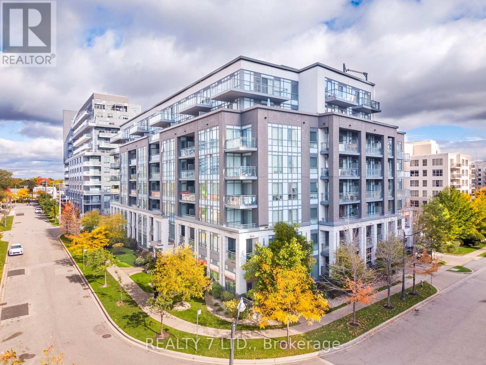 807 - 17 KENASTON GARDENS, Toronto, Ontario