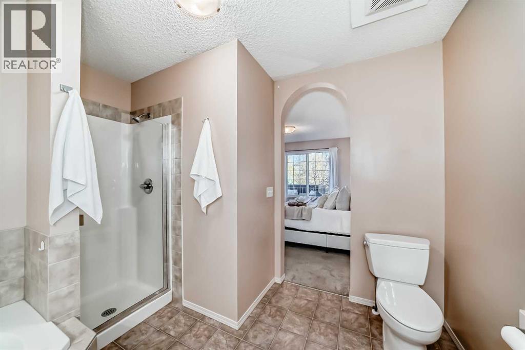 1046 Channelside Way Sw, Airdrie, Alberta  T4B 3H9 - Photo 21 - A2264035