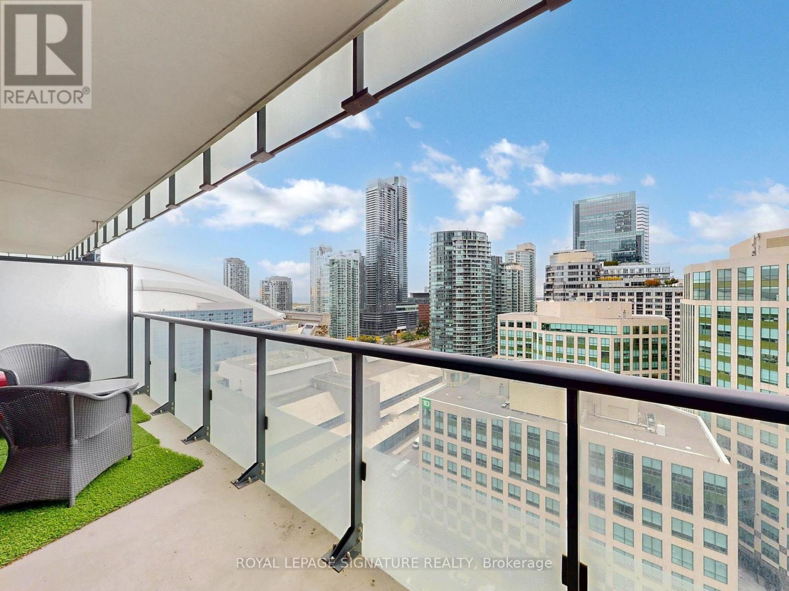1802 - 300 Front Street W, Toronto, Ontario  M5V 0E9 - Photo 21 - C12482139