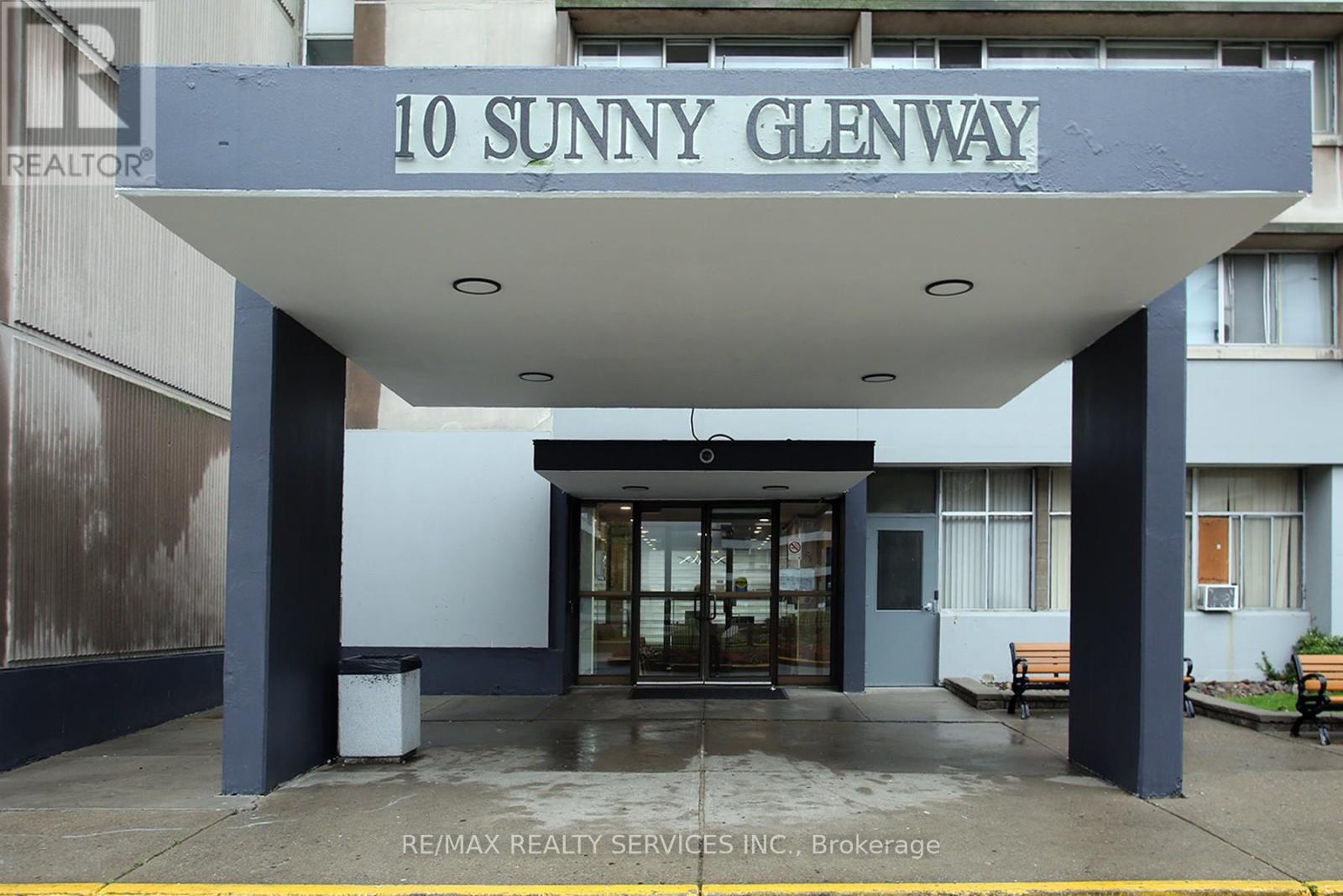 2007 - 10 Sunny Glen Way, Toronto, Ontario  M3C 2Z3 - Photo 2 - C12482143