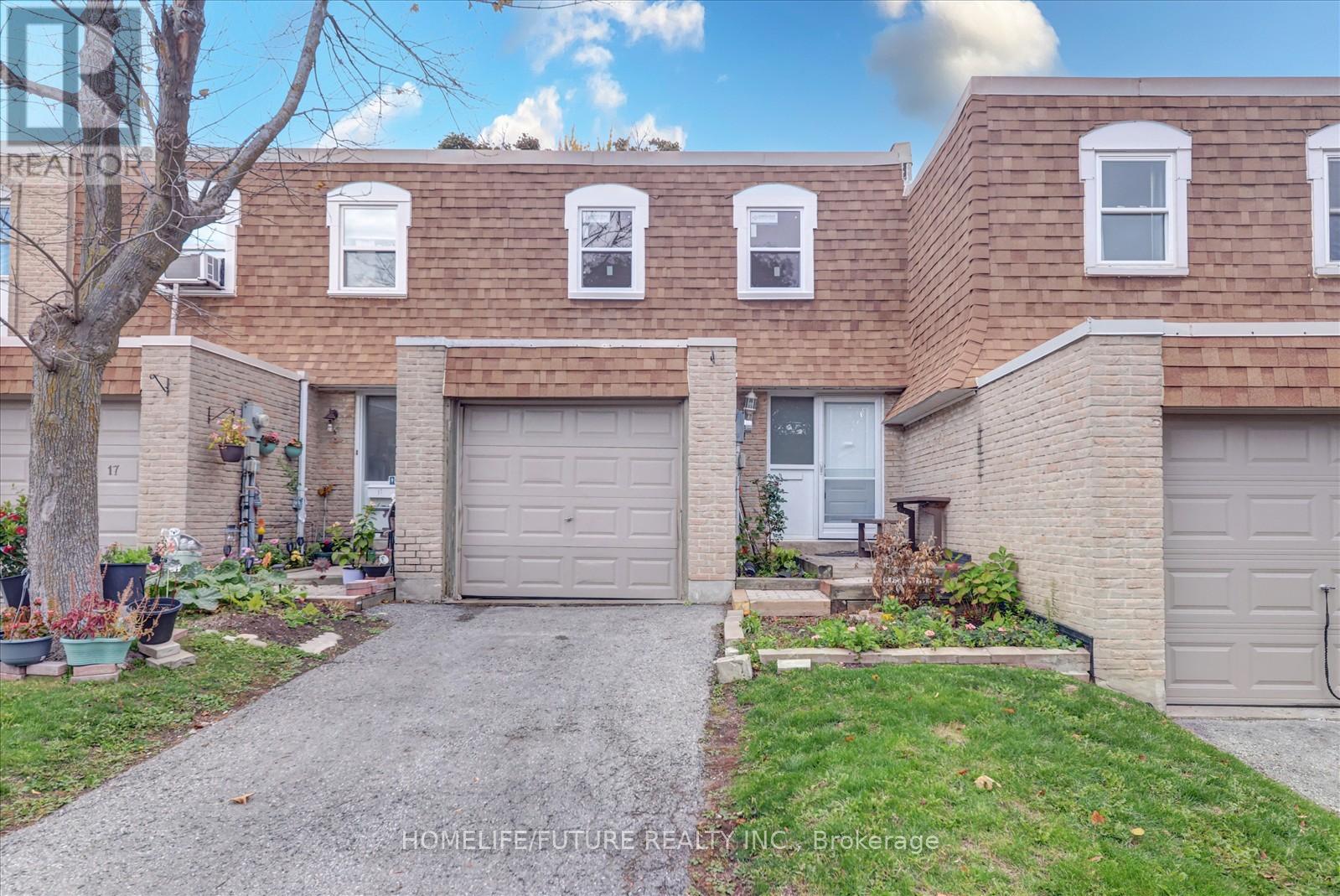 15 - 850 HUNTINGWOOD DRIVE, Toronto, Ontario