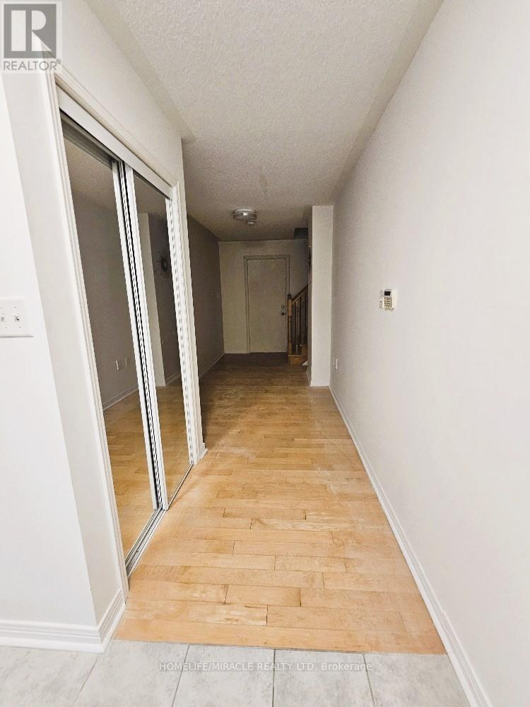 Main - 20 Etienne Street, Toronto, Ontario  M1L 0A2 - Photo 15 - E12482156