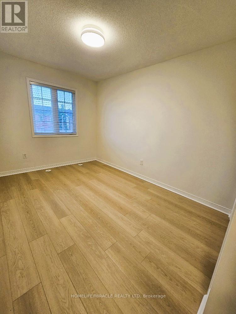 Main - 20 Etienne Street, Toronto, Ontario  M1L 0A2 - Photo 25 - E12482156