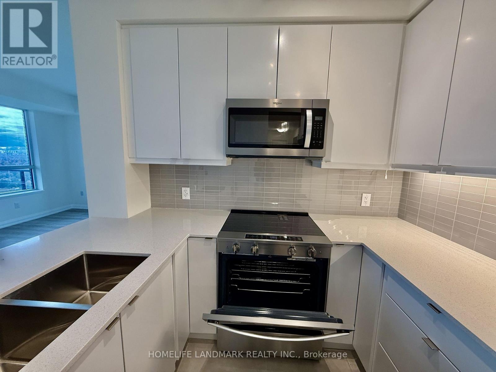 1902 - 3260 Sheppard Avenue E, Toronto, Ontario  M1T 3K3 - Photo 5 - E12482171