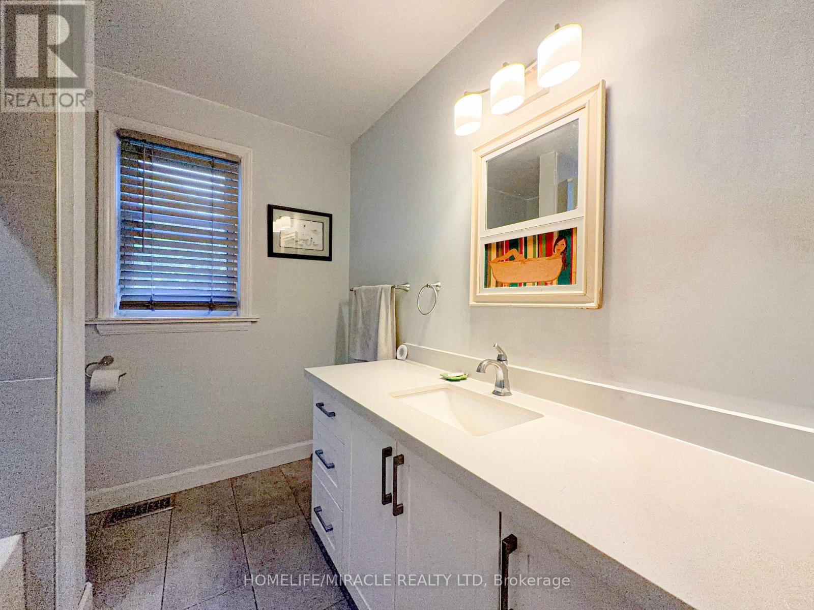 1864 Kingston Road, Pickering, Ontario  L1V 1C8 - Photo 9 - E12482173