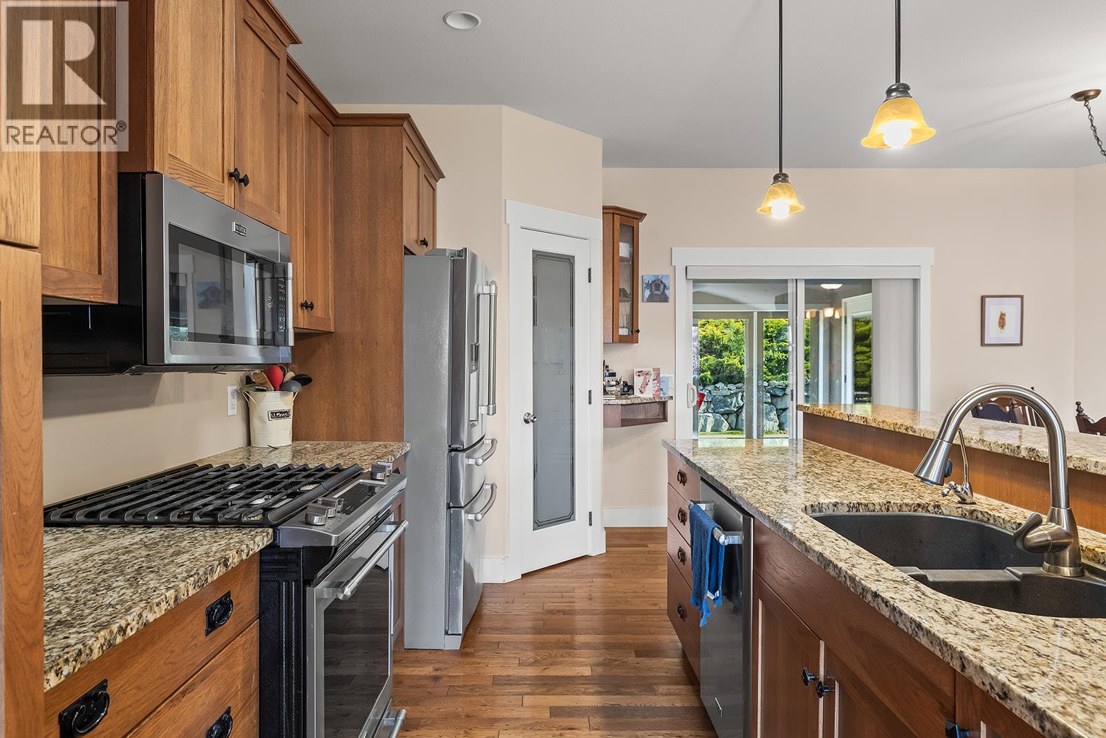 3431 Camelback Drive, Kelowna, British Columbia  V1Z 8A8 - Photo 11 - 10366675