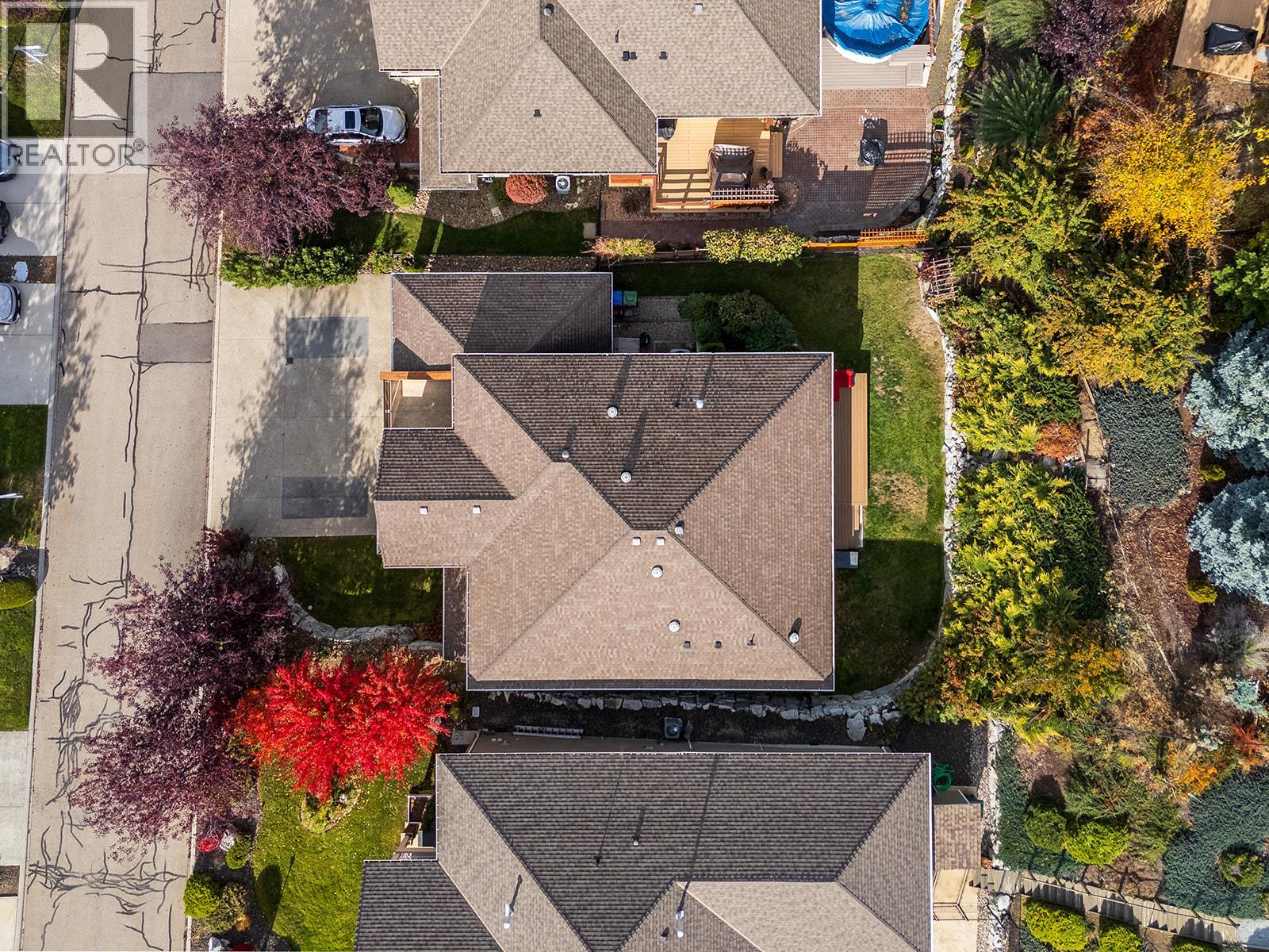 3431 Camelback Drive, Kelowna, British Columbia  V1Z 8A8 - Photo 3 - 10366675