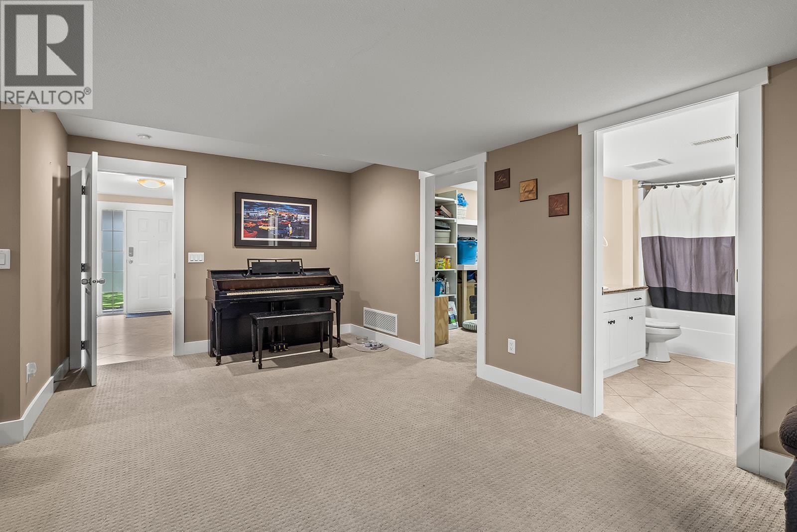 3431 Camelback Drive, Kelowna, British Columbia  V1Z 8A8 - Photo 46 - 10366675