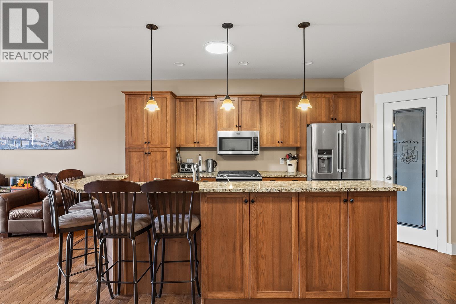 3431 Camelback Drive, Kelowna, British Columbia  V1Z 8A8 - Photo 9 - 10366675