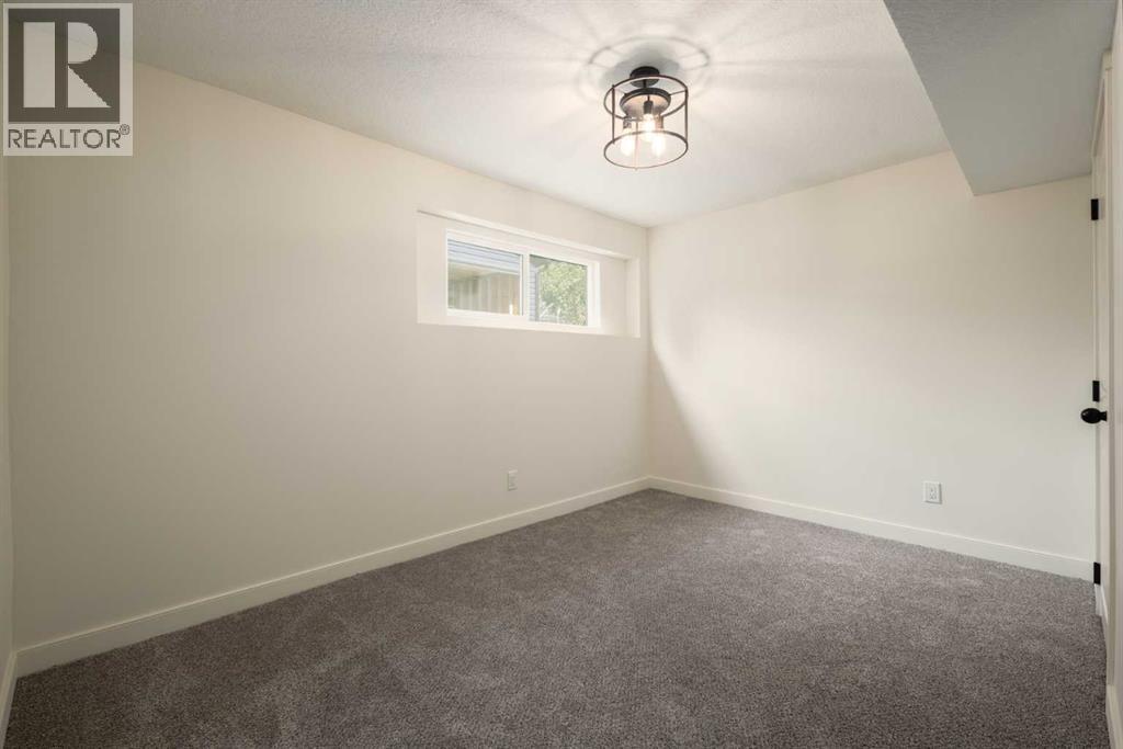 144 Deer Ridge Way Se, Calgary, Alberta  T2J 5Y6 - Photo 29 - A2243053