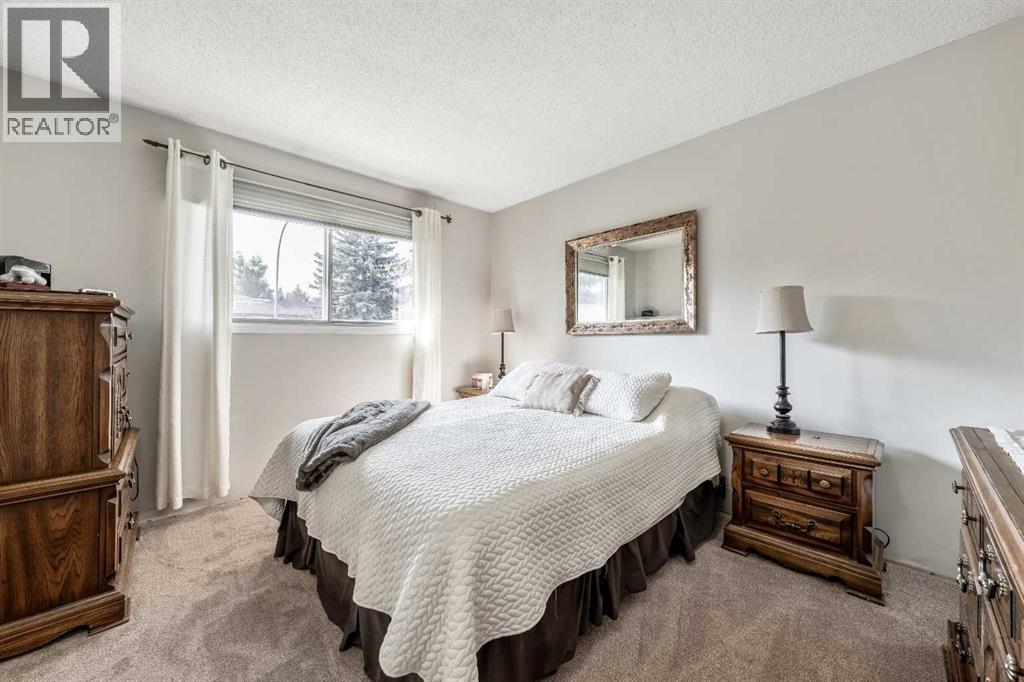 508 Canterbury Drive Sw, Calgary, Alberta  T2W 1J5 - Photo 12 - A2259412