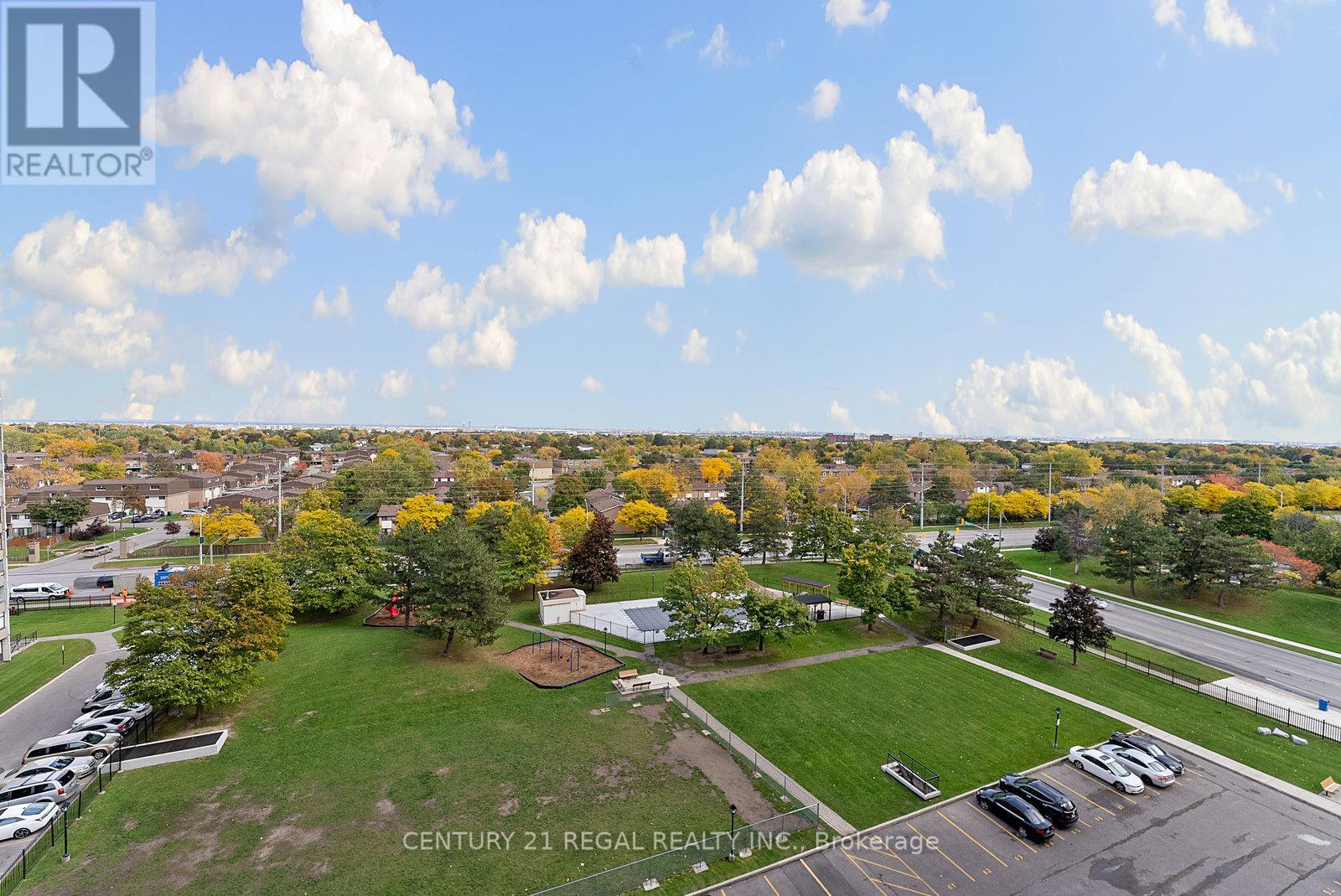 18 Knightsbridge Road, Brampton, Ontario  L6T 3X5 - Photo 23 - W12482165