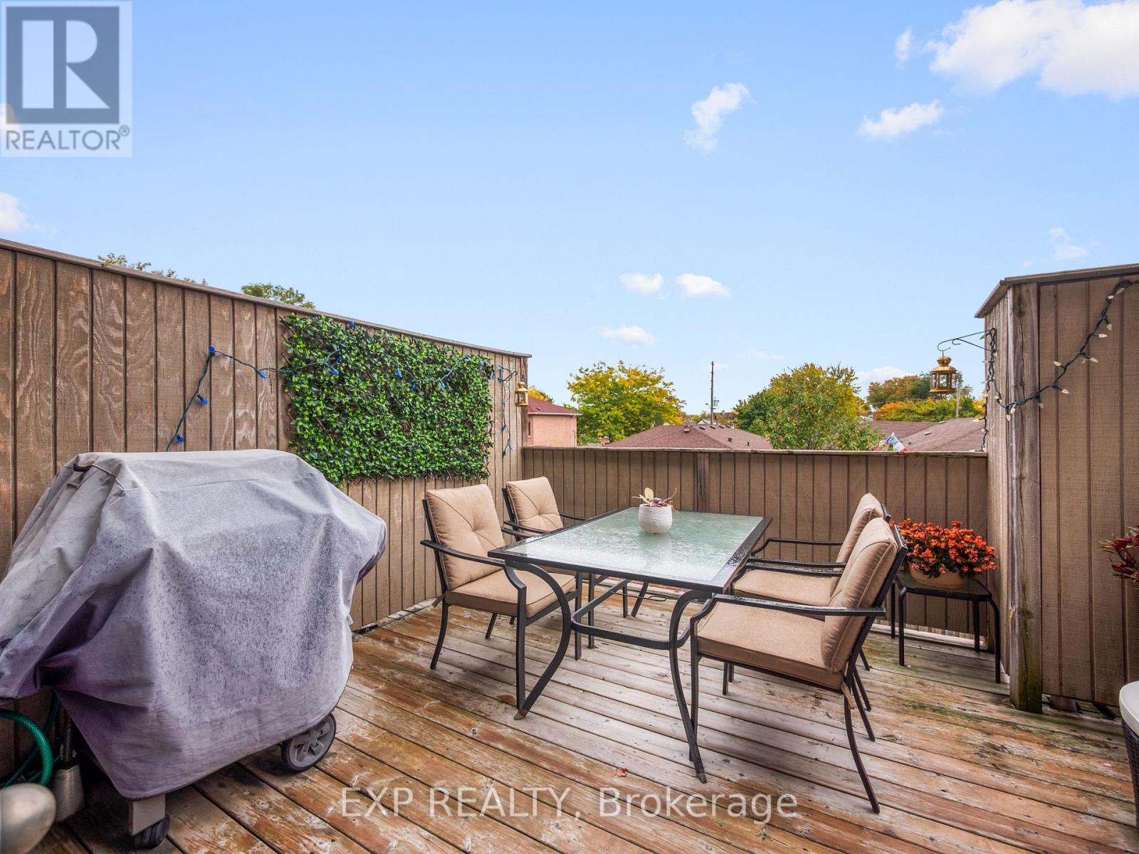 23 Ruby Lang Lane, Toronto (Mimico), Ontario  M8Z 0B8 - Photo 18 - W12482174