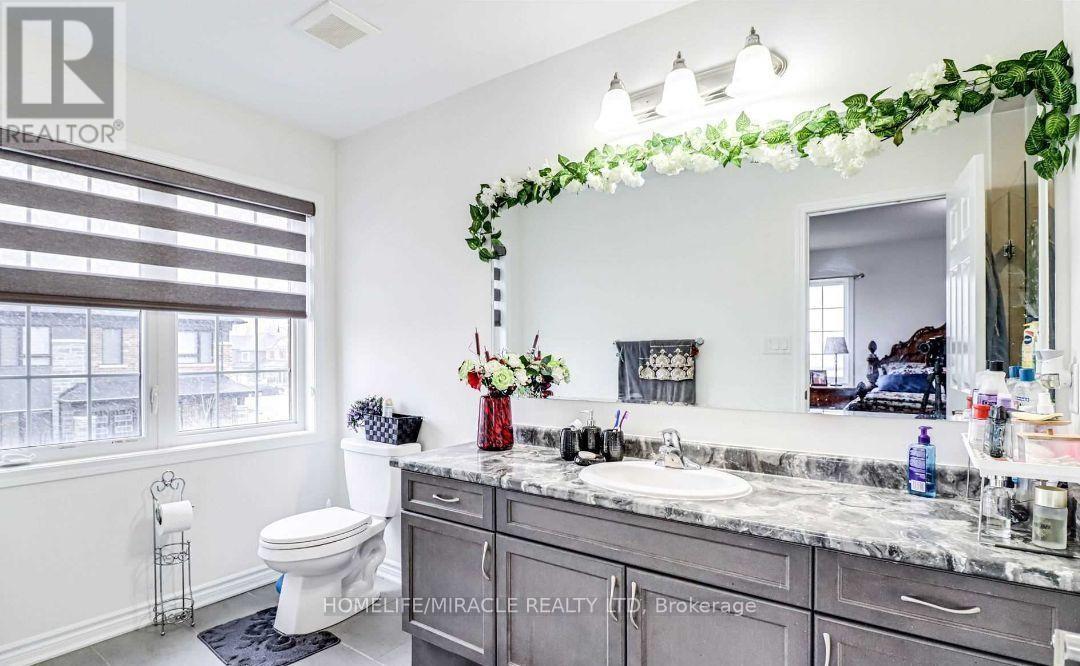 561 Queen Mary Drive, Brampton (Northwest Brampton), Ontario  L7A 5H4 - Photo 15 - W12482177