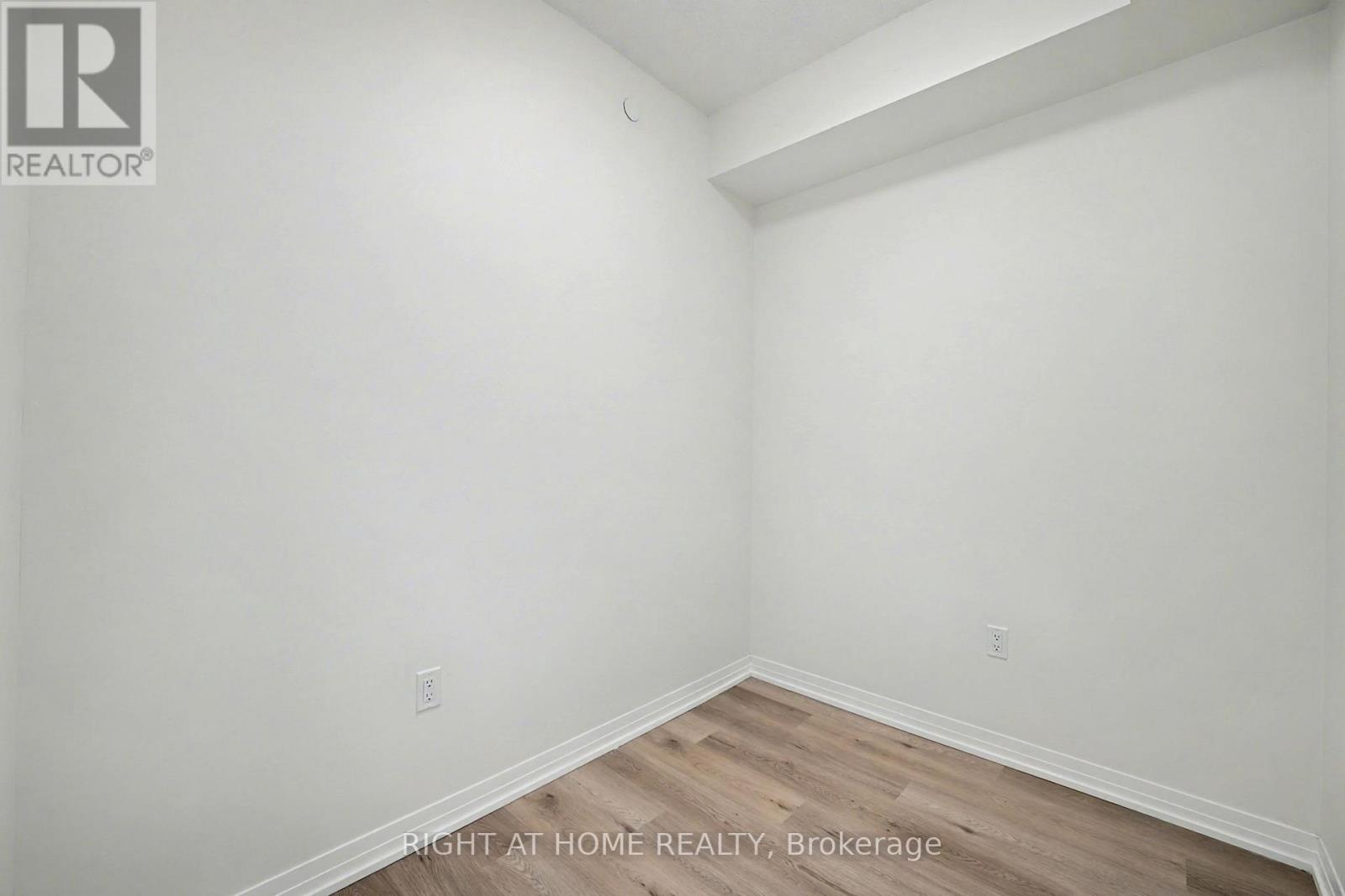3203 - 15 Watergarden Drive, Mississauga (Hurontario), Ontario  L5R 1B2 - Photo 22 - W12482181