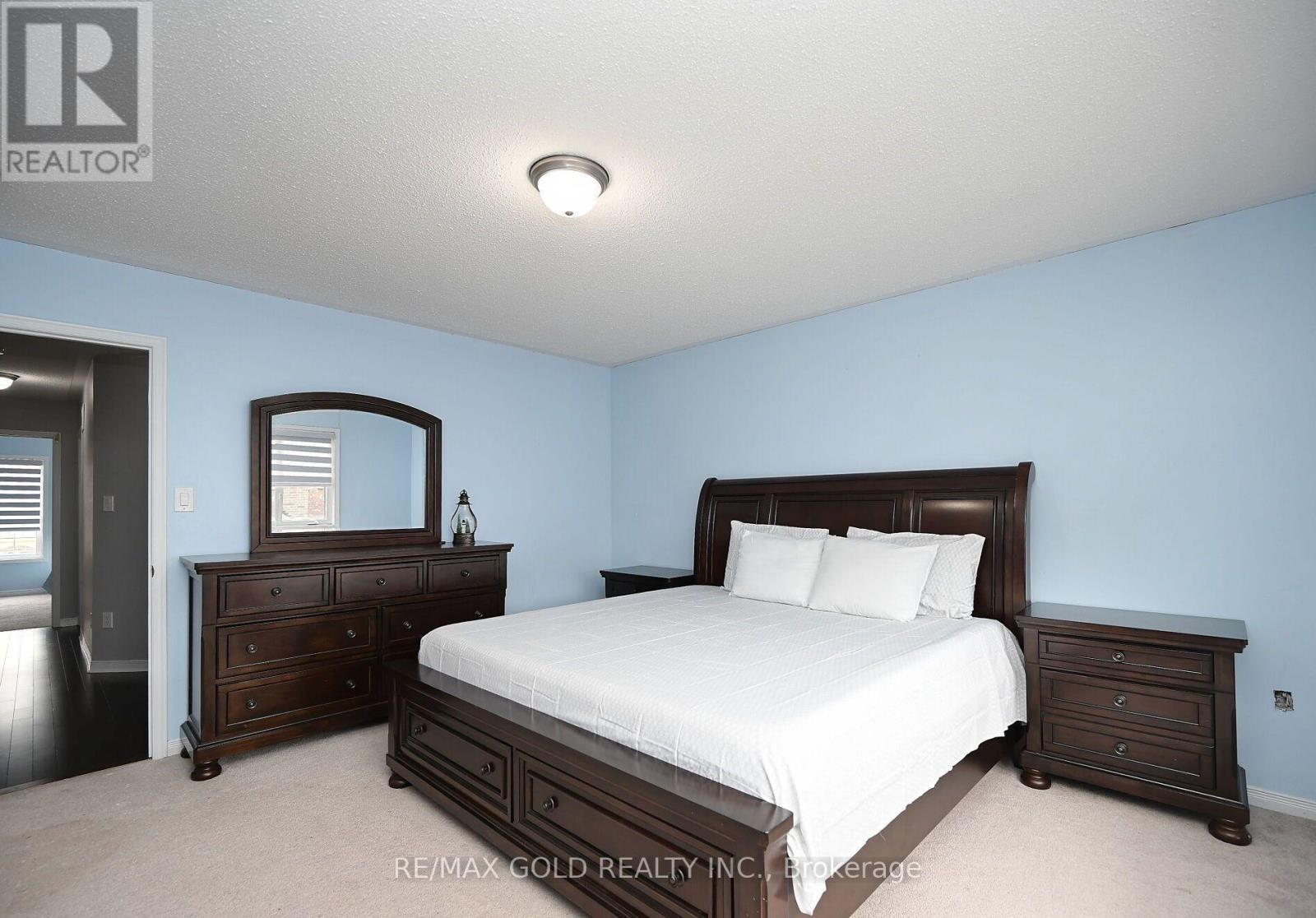 96 Ledger Point Crescent, Brampton (Sandringham-Wellington North), Ontario  L6R 3W1 - Photo 24 - W12482184