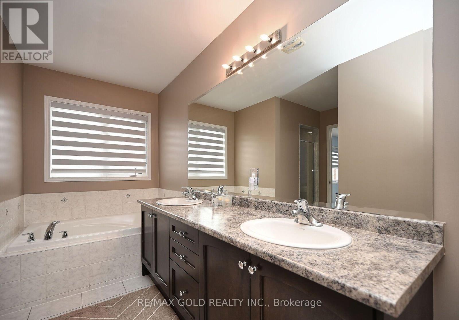 96 Ledger Point Crescent, Brampton (Sandringham-Wellington North), Ontario  L6R 3W1 - Photo 26 - W12482184